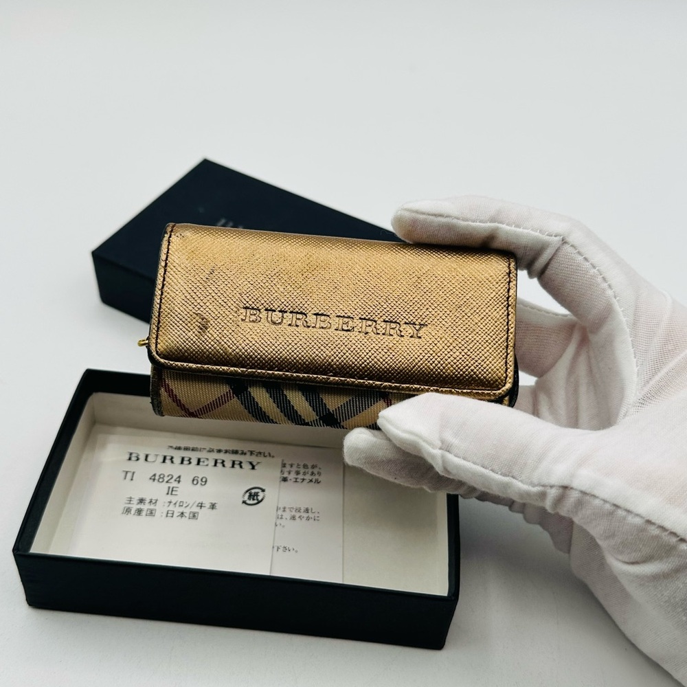 Burberry Compact Key Holder